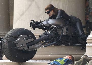 anne hathaway catwoman motorcycle