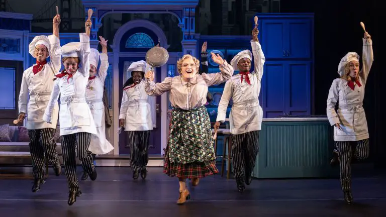 Theater Review: With Rob McClure, 'Mrs. Doubtfire' is Non-Stop Fun ...